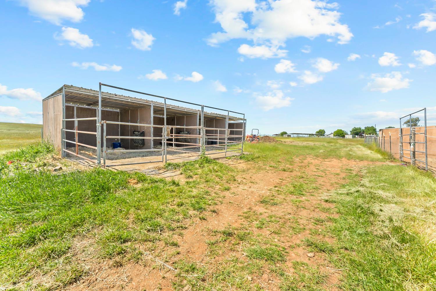 7315 Settlers Trail
