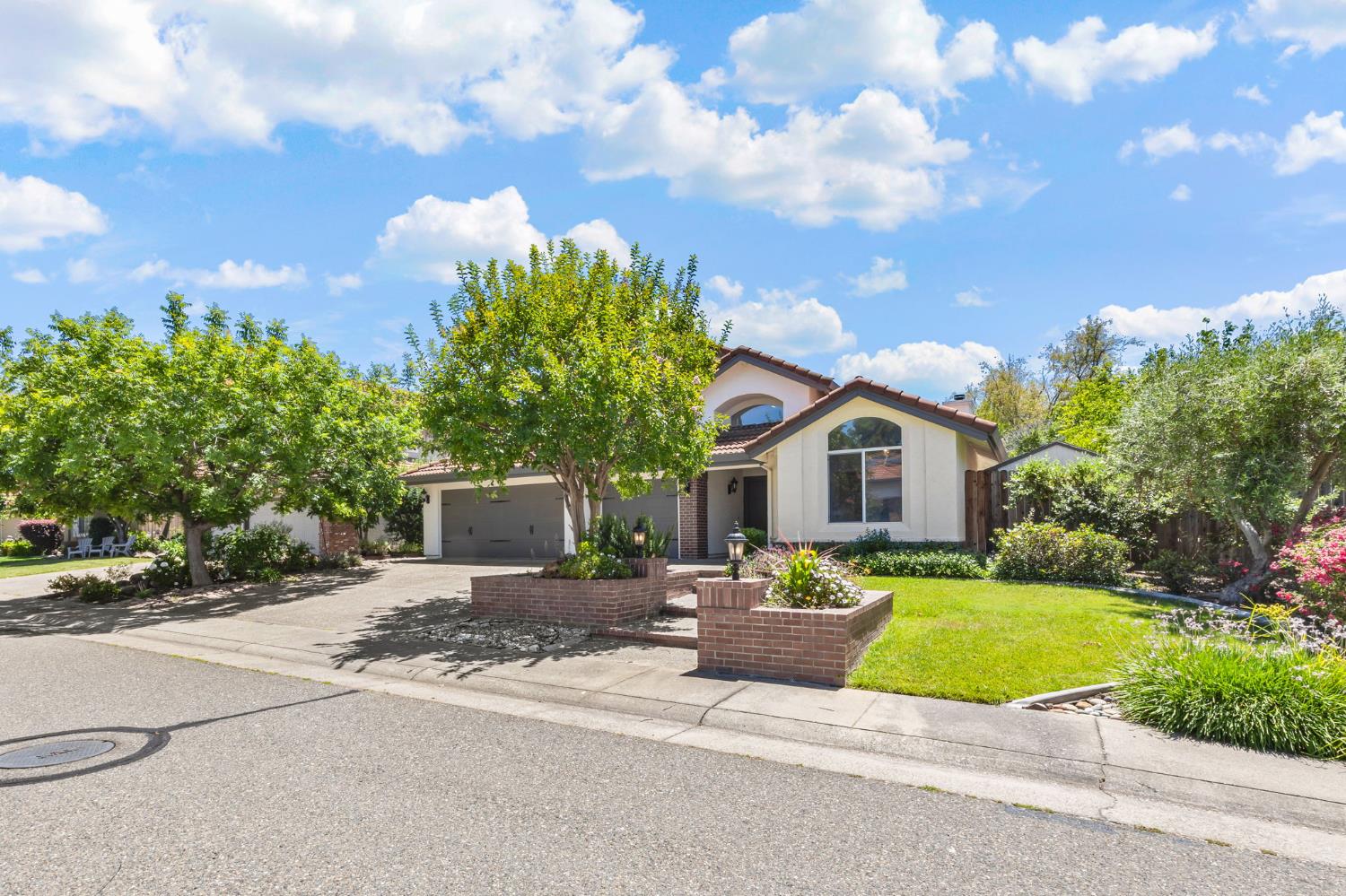 108 Burwood Way