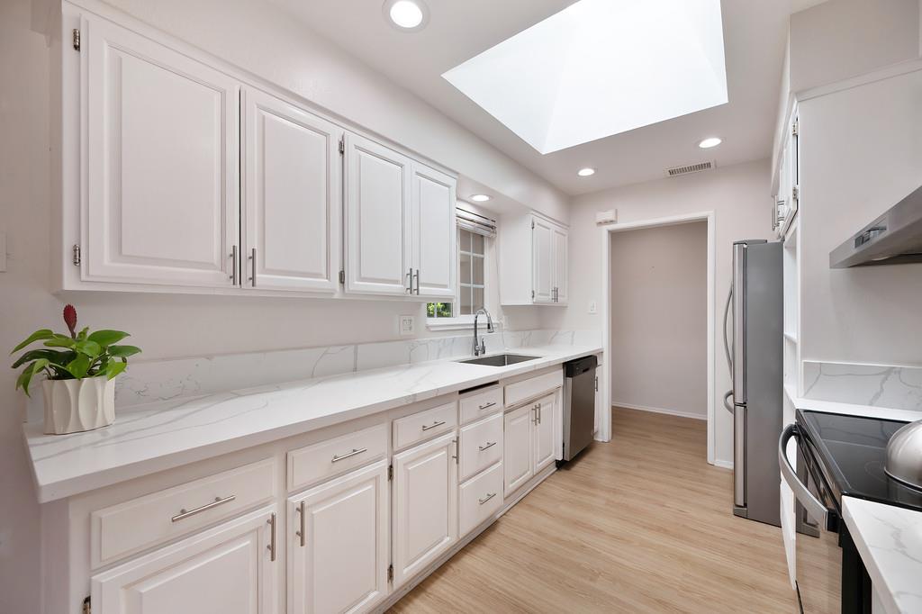 6253 Saint James Drive