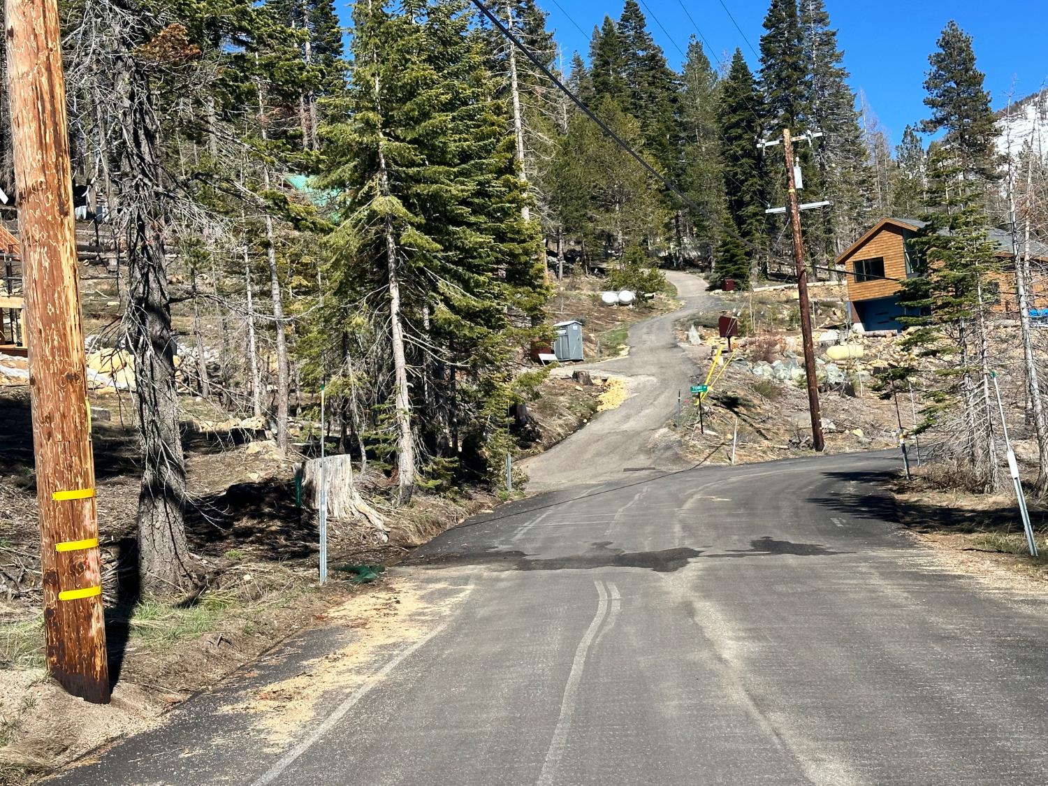 7177 Sierra Pines Road