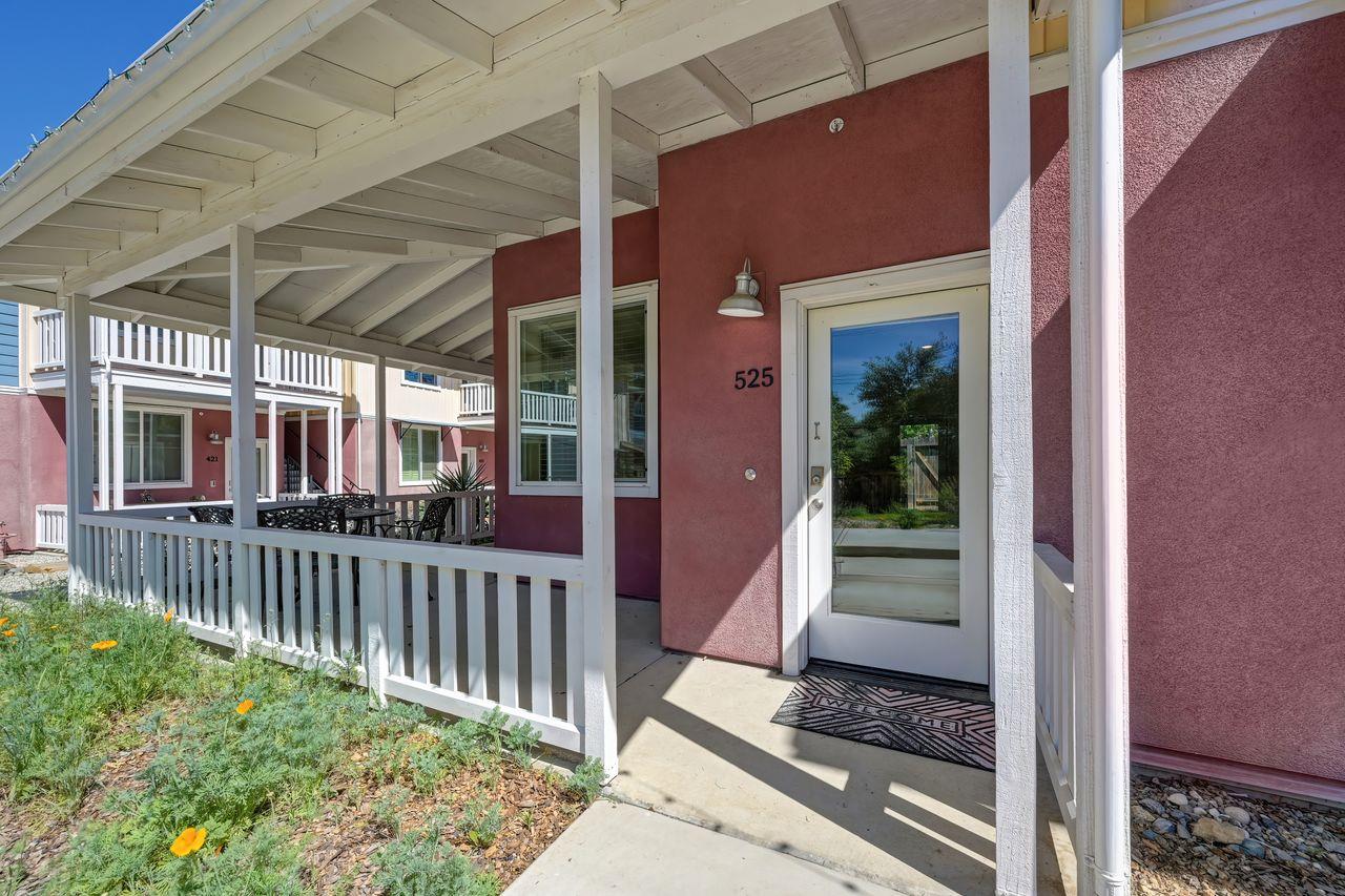 4025 New York Avenue 525