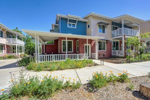 4025 New York Avenue 525 Fair Oaks CA 95628