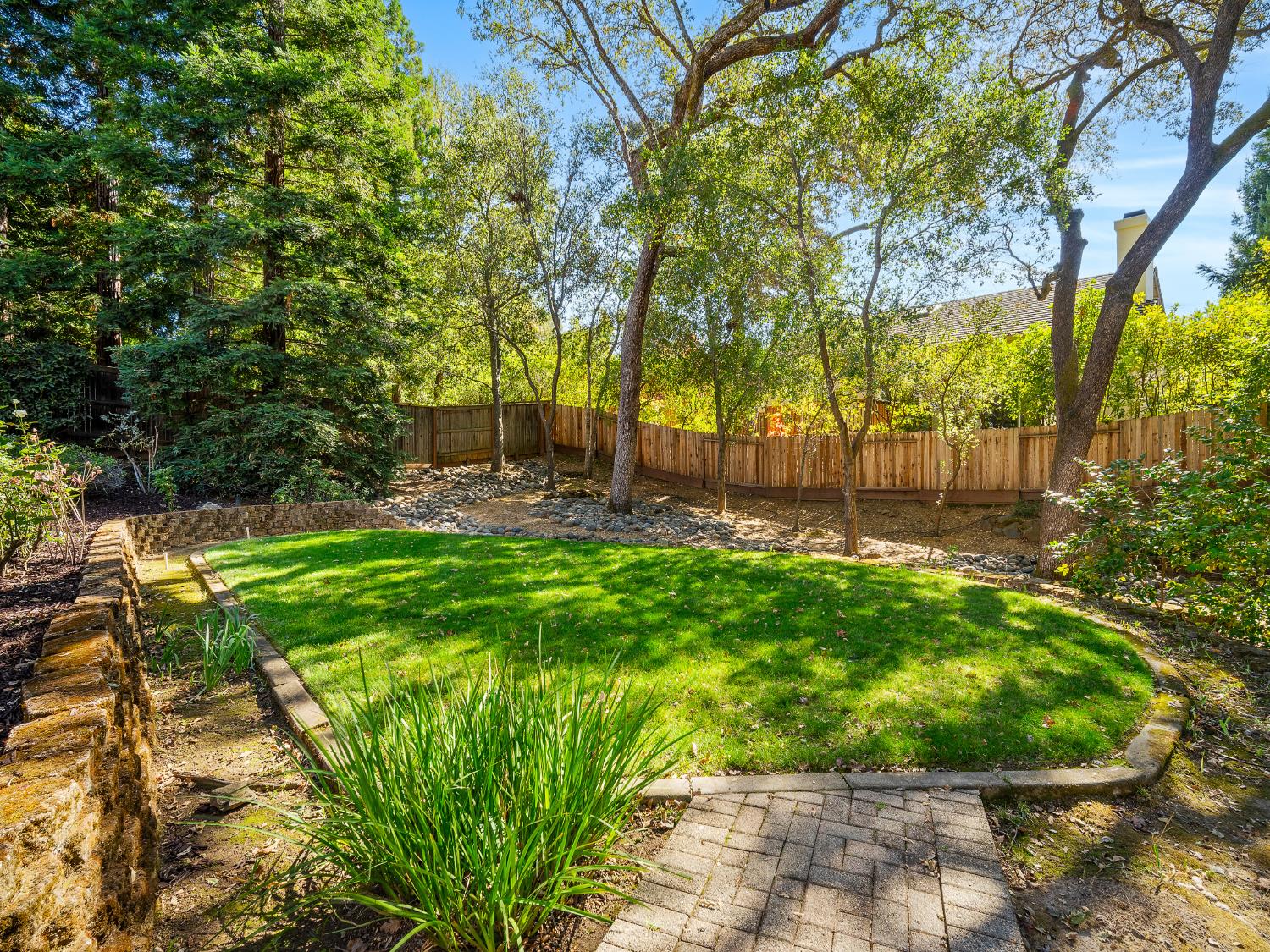 2212 Rookery Place