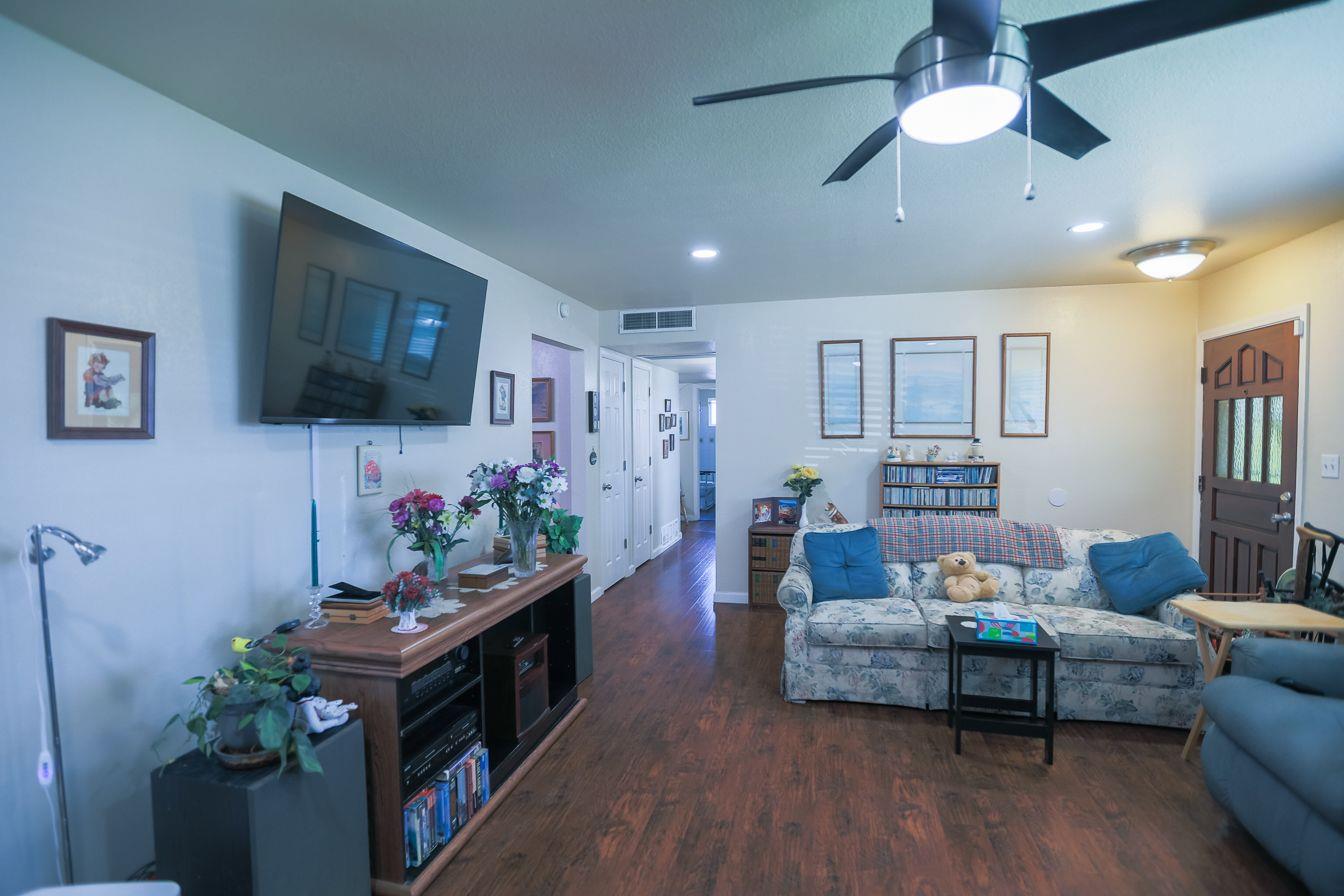 1269 Crest Drive