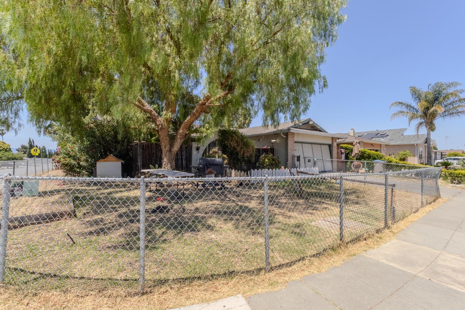 1505 Sun Lane