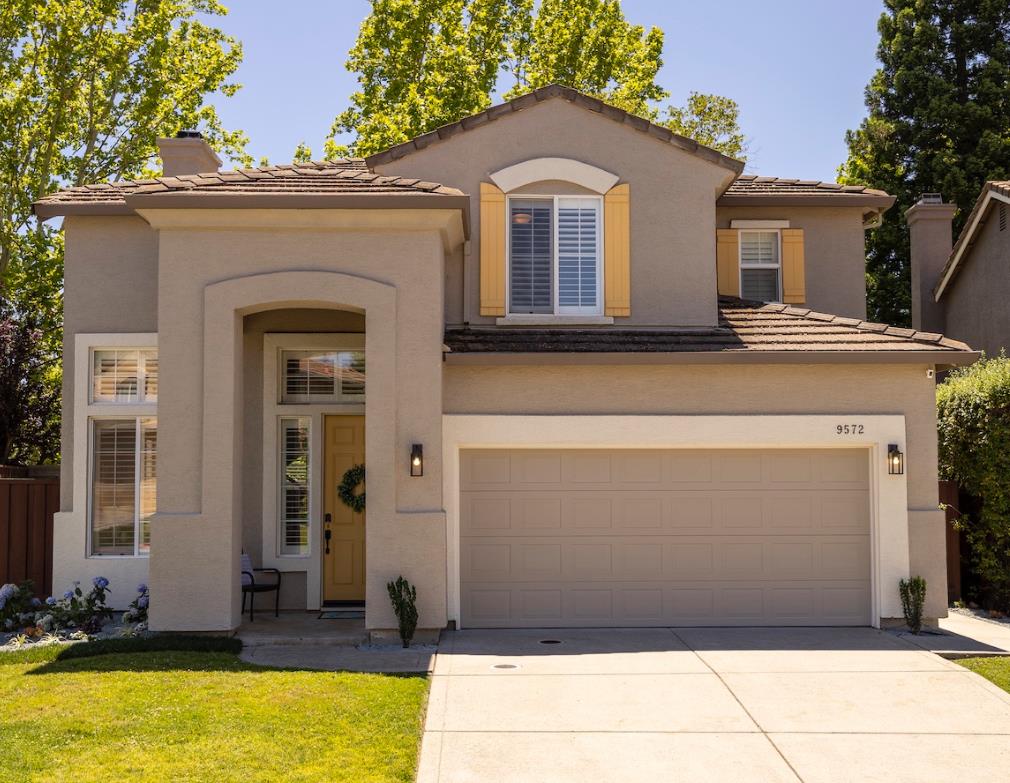 9572 Windrose Lane