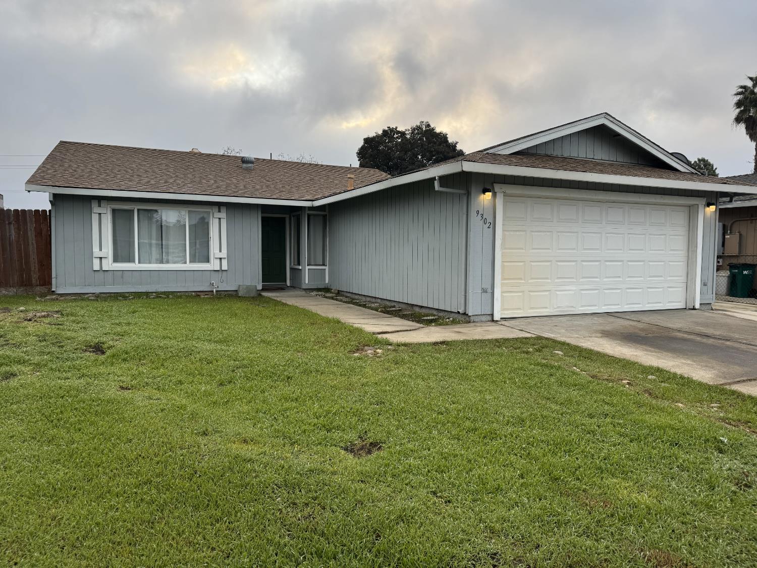 9302 Eaglepoint Lane