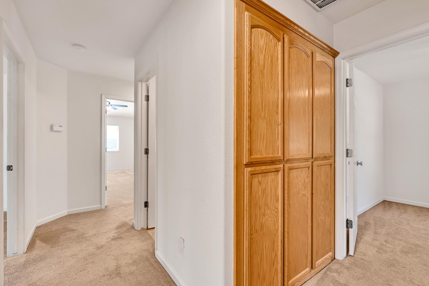 Los Banos, California 93635, United States, 4 Bedrooms Bedrooms, ,2 BathroomsBathrooms,Residential,Active,197923