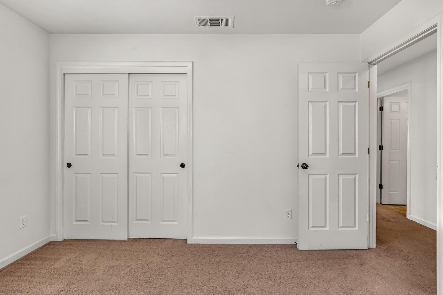 Los Banos, California 93635, United States, 4 Bedrooms Bedrooms, ,2 BathroomsBathrooms,Residential,Active,197923