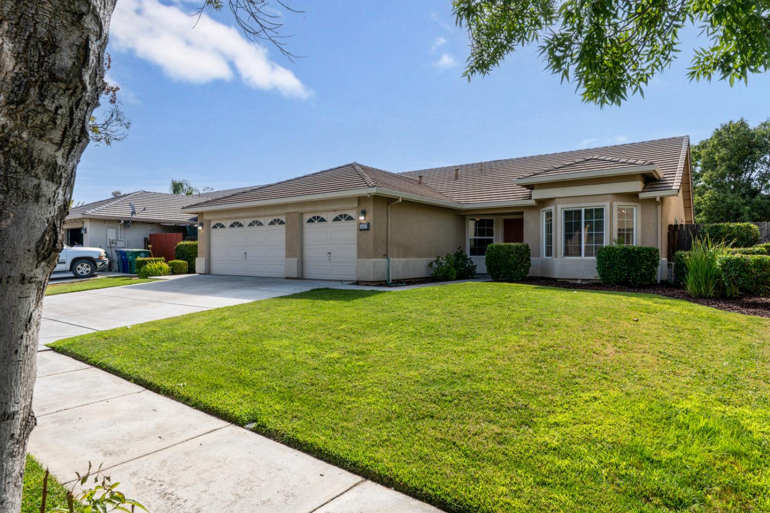 Los Banos, California 93635, United States, 4 Bedrooms Bedrooms, ,2 BathroomsBathrooms,Residential,Active,197923