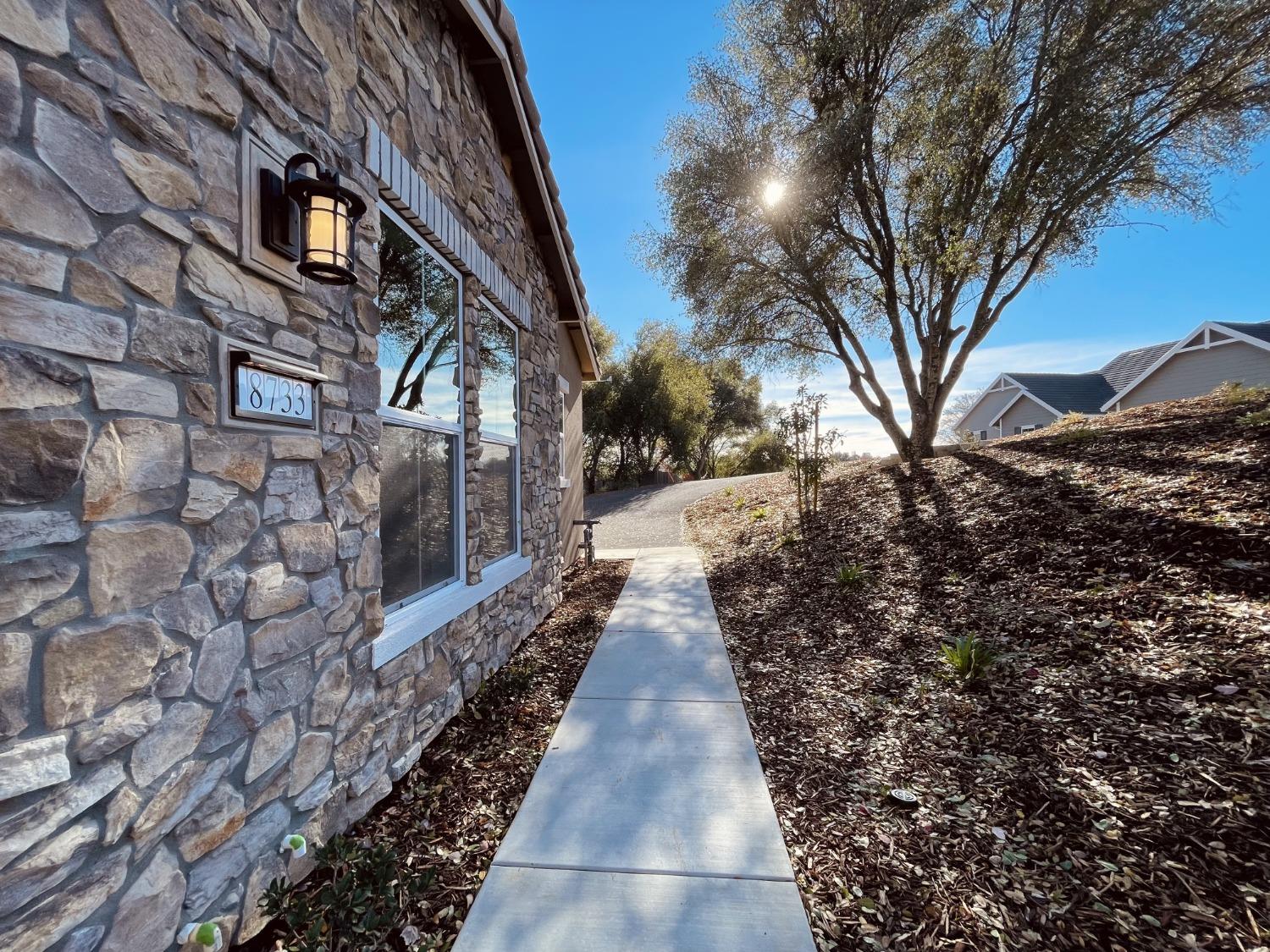 8733 Sommelier Drive