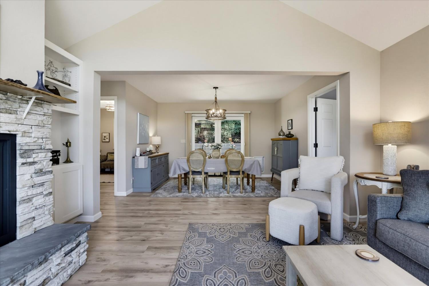 11456 Mirror Lake Court