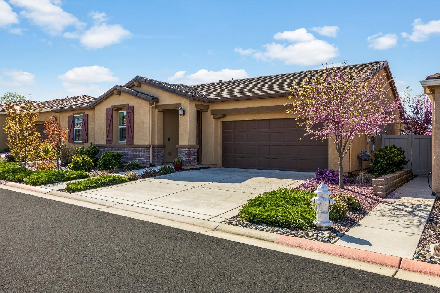 5624 Los Reyes Lane