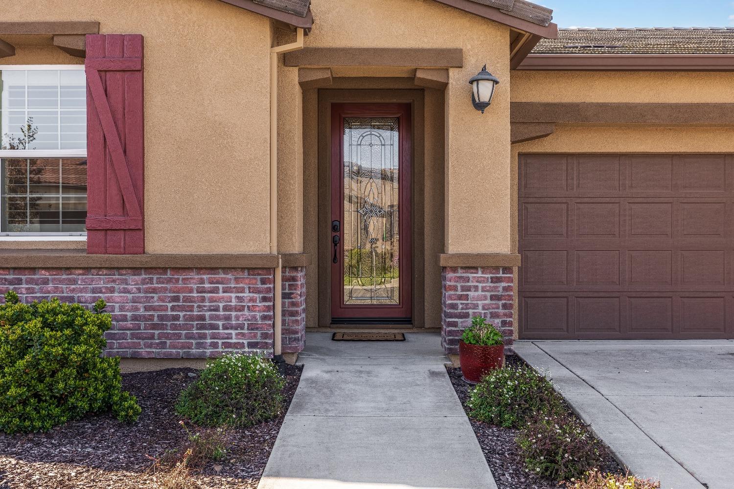 5624 Los Reyes Lane