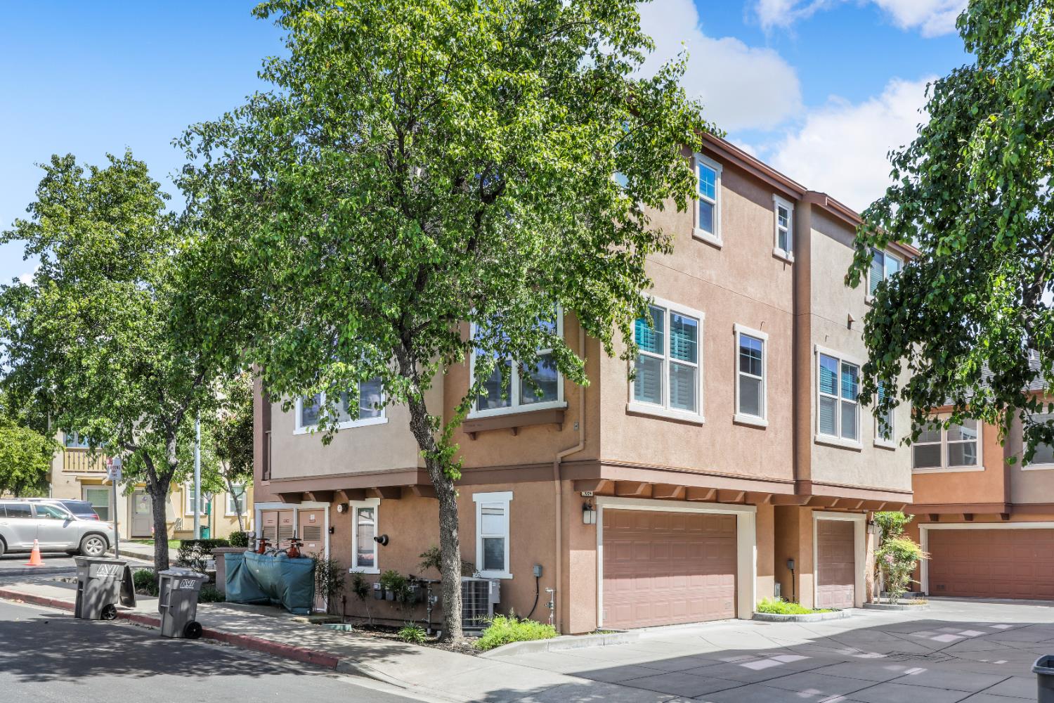 3684 Branding Iron Place