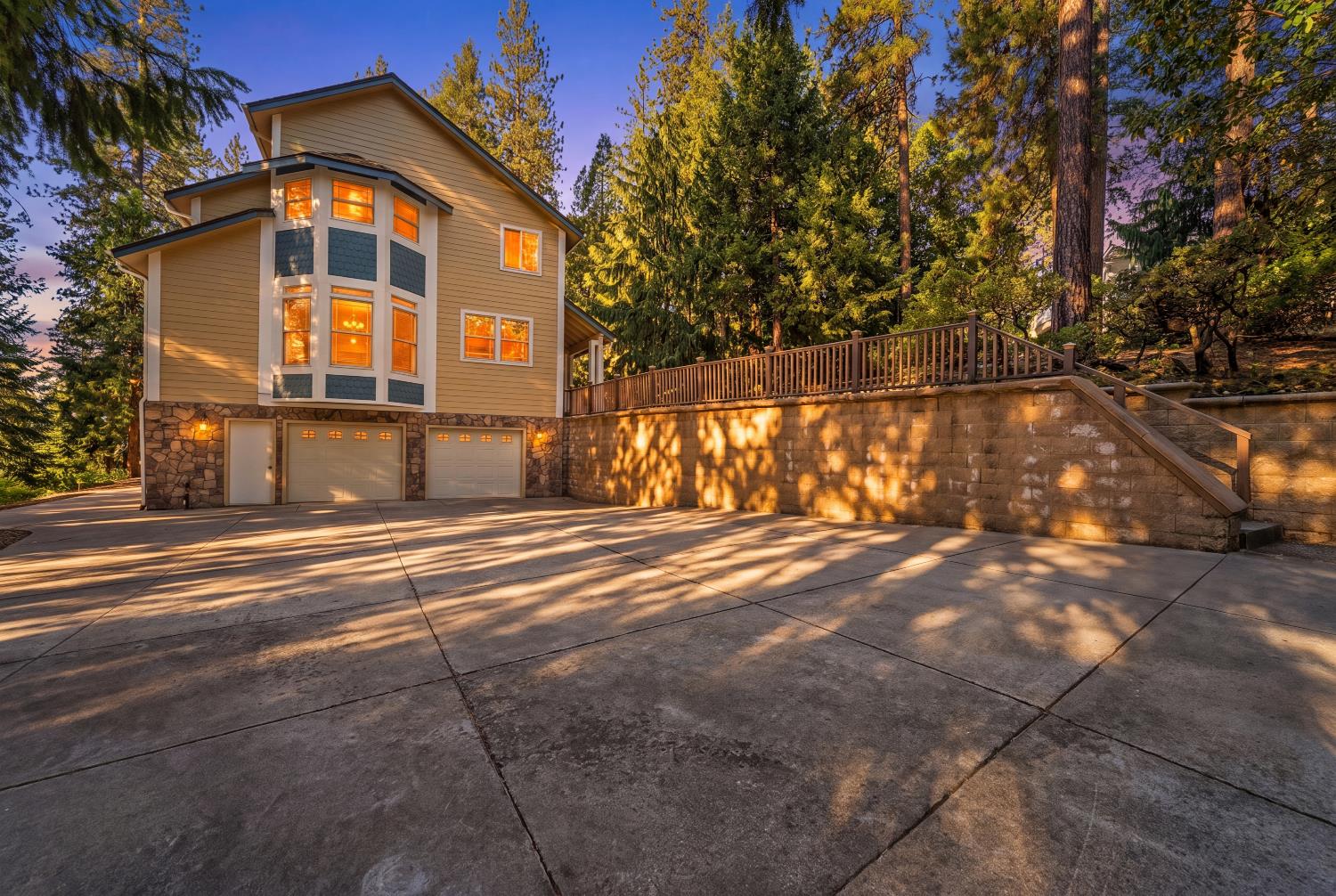 19021 Circle View Drive