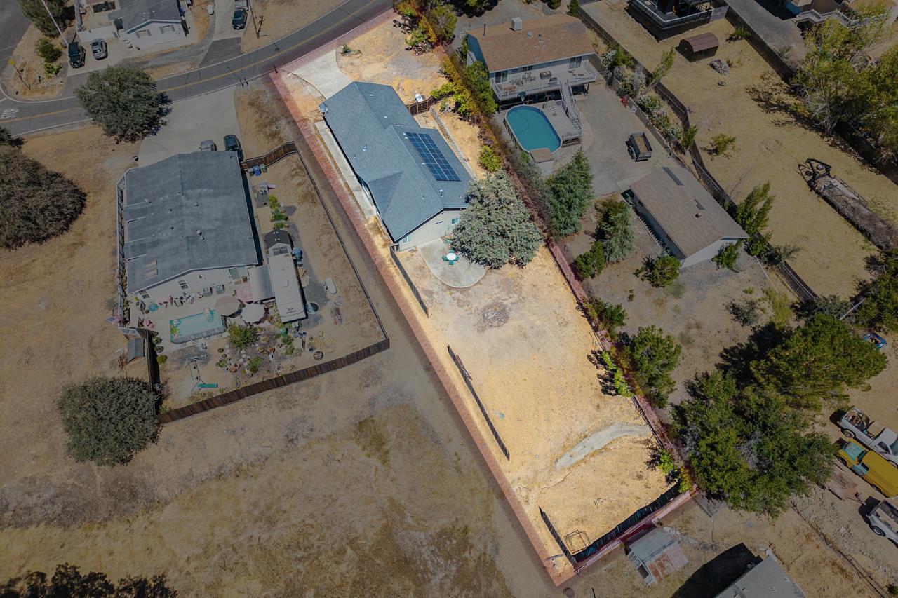 4492 Bayview Drive