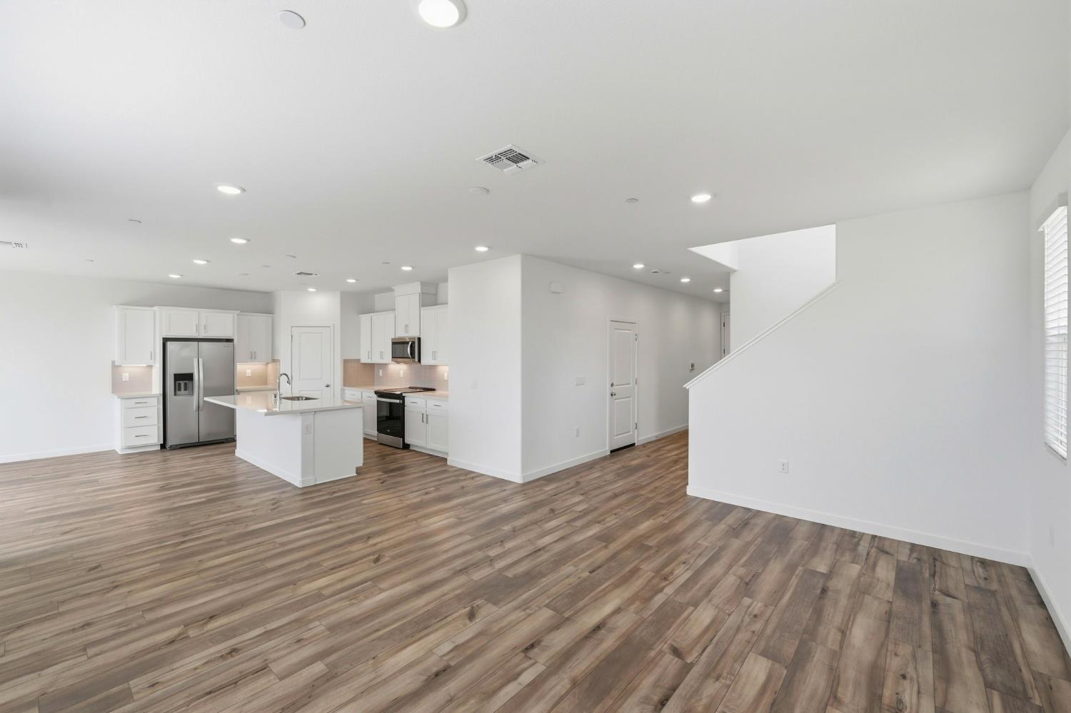 1270 Ribiolo Lane