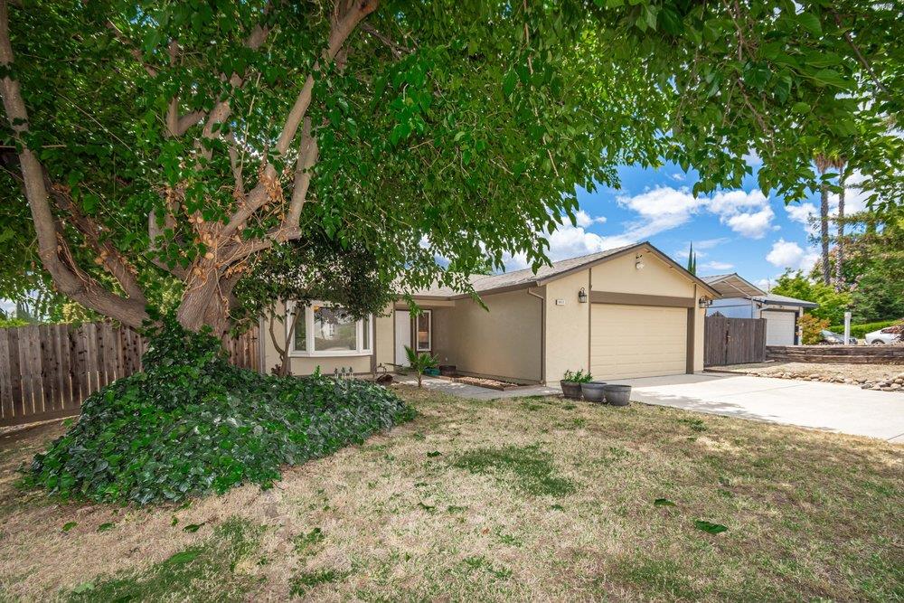 5612 Andes Court