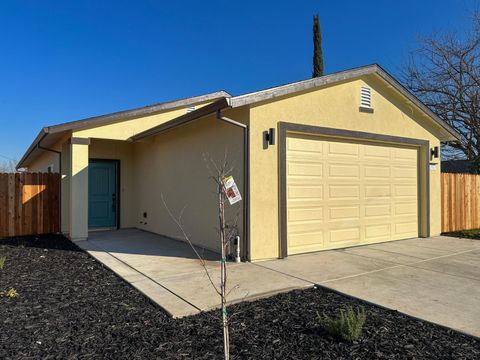 1527 9th Avenue Olivehurst CA 95961