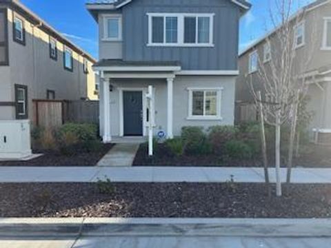 5736 5736 Molino Circle Roseville Roseville CA 95747