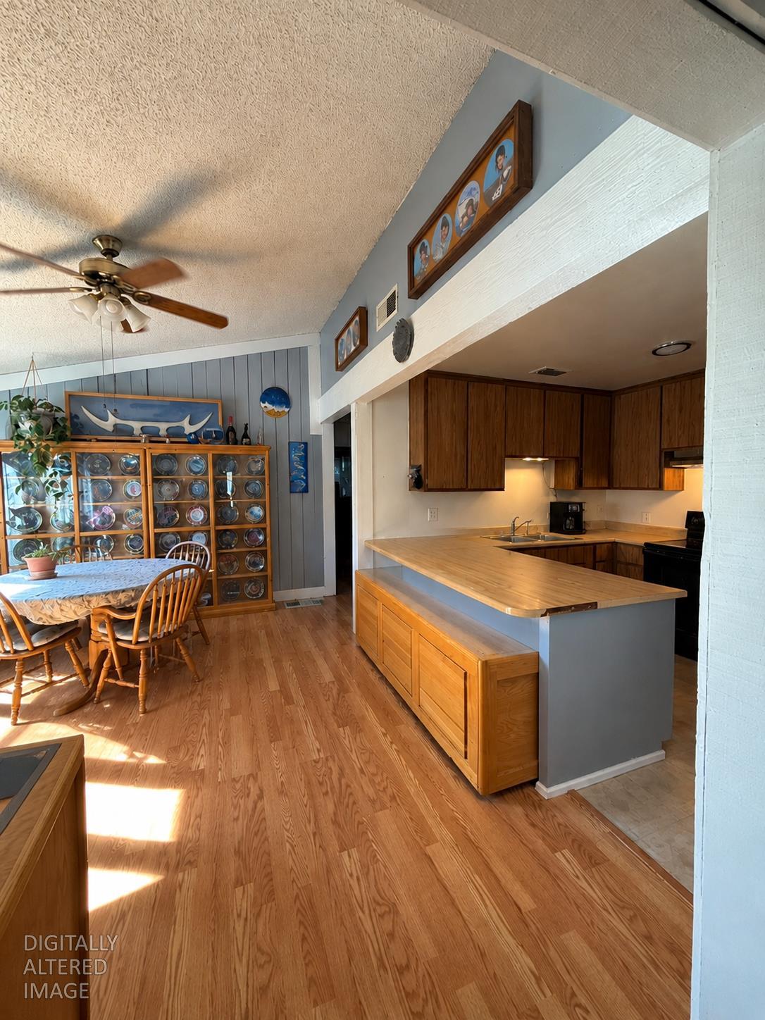 7805 Zenith Drive