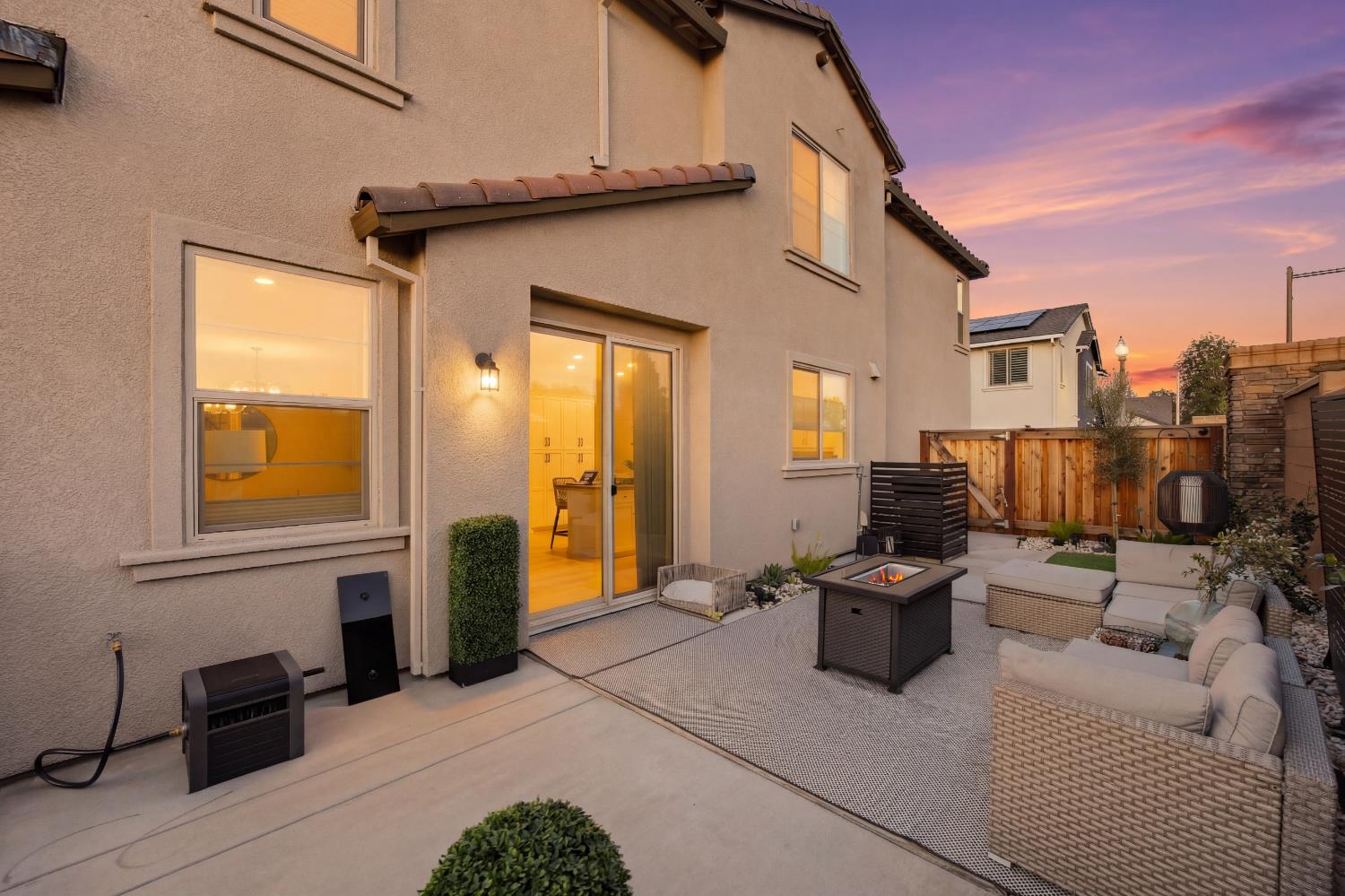 1736 Grand Breeze Lane 74