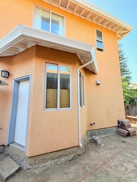 Sacramento, California 95820, United States, 5 Bedrooms Bedrooms, ,5 BathroomsBathrooms,Residential,Active,144171