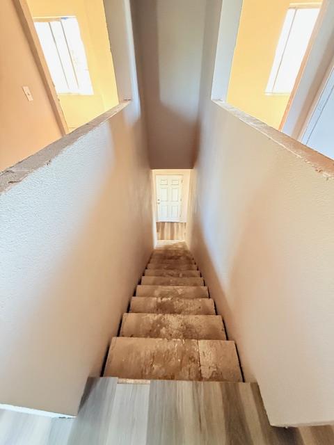 Sacramento, California 95820, United States, 5 Bedrooms Bedrooms, ,5 BathroomsBathrooms,Residential,Active,144171