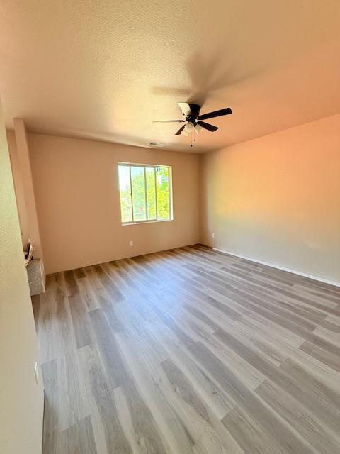 Sacramento, California 95820, United States, 5 Bedrooms Bedrooms, ,5 BathroomsBathrooms,Residential,Active,144171