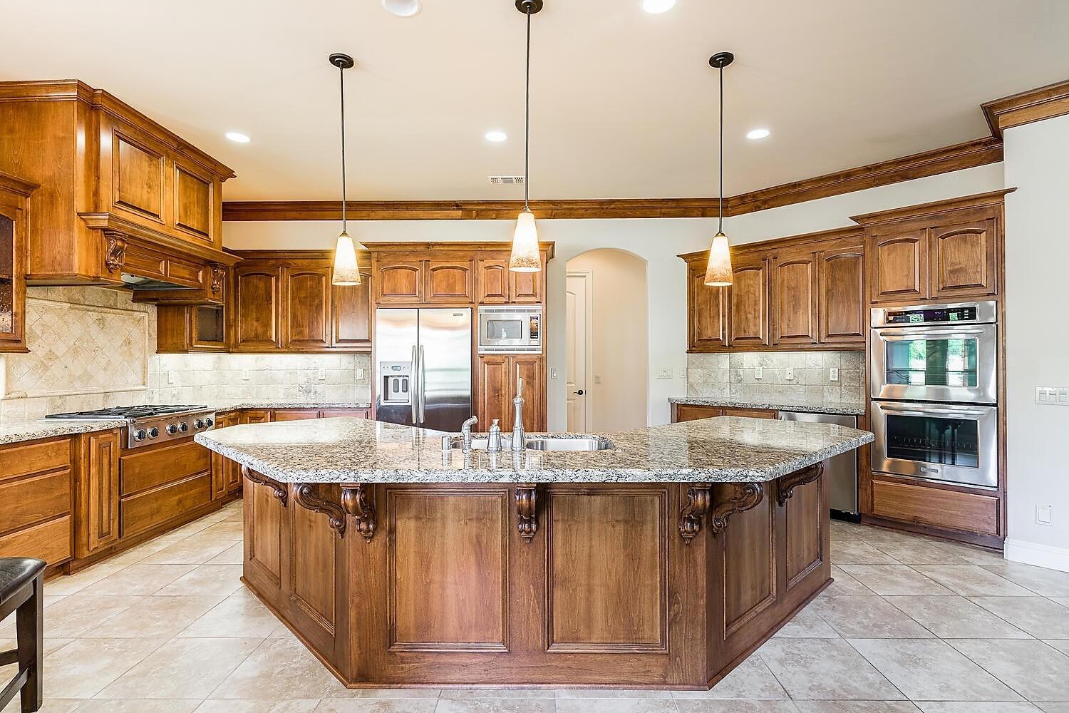 955 Machty Court