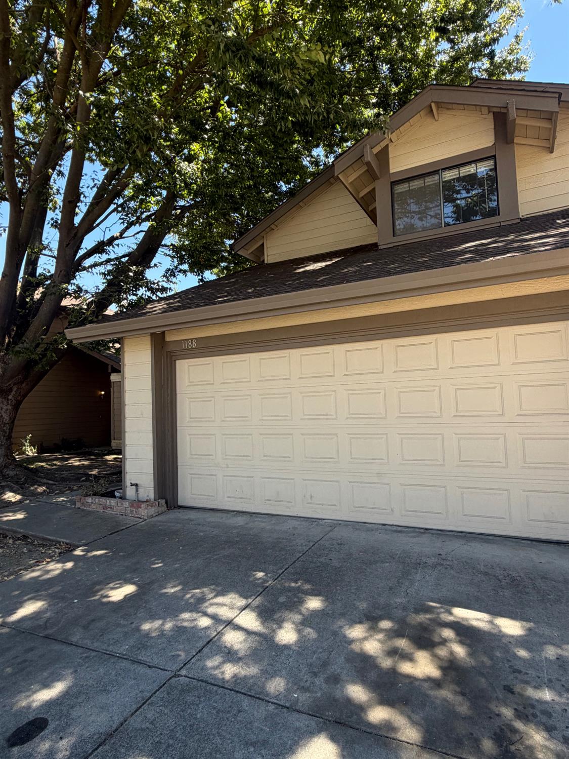 1188 Rio Royal Way