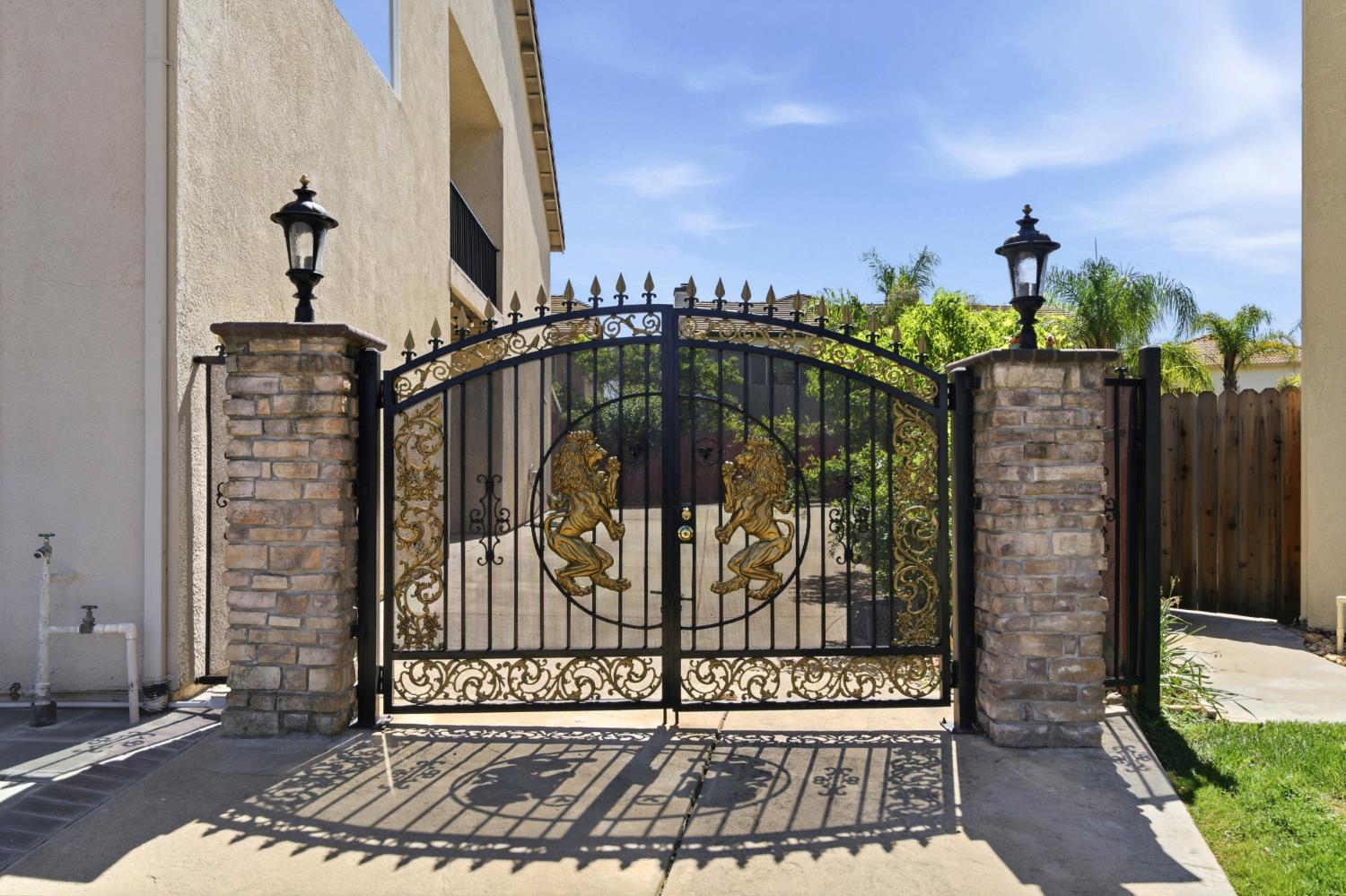 9487 Winding River Way