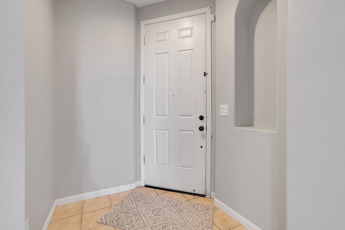 2204 Summerfield Lane