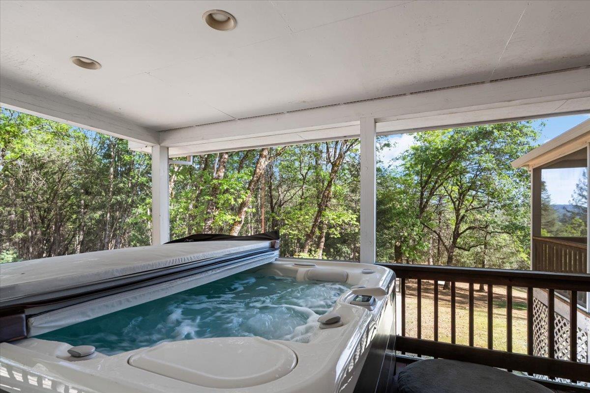 15580 Kitkitdizze Drive