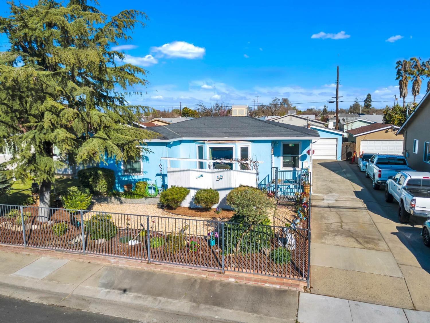 Listing image 1