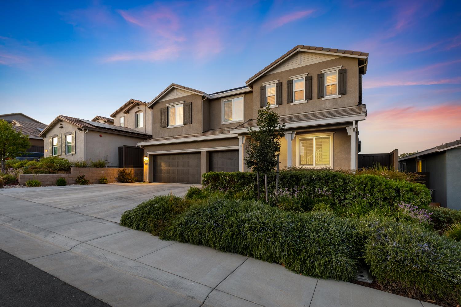 3217 Dakota Court