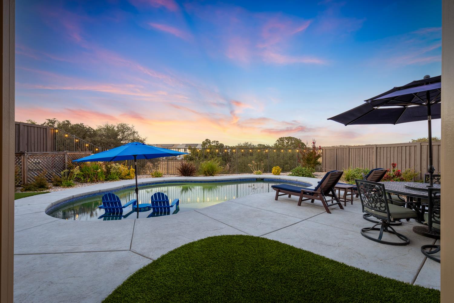 3217 Dakota Court