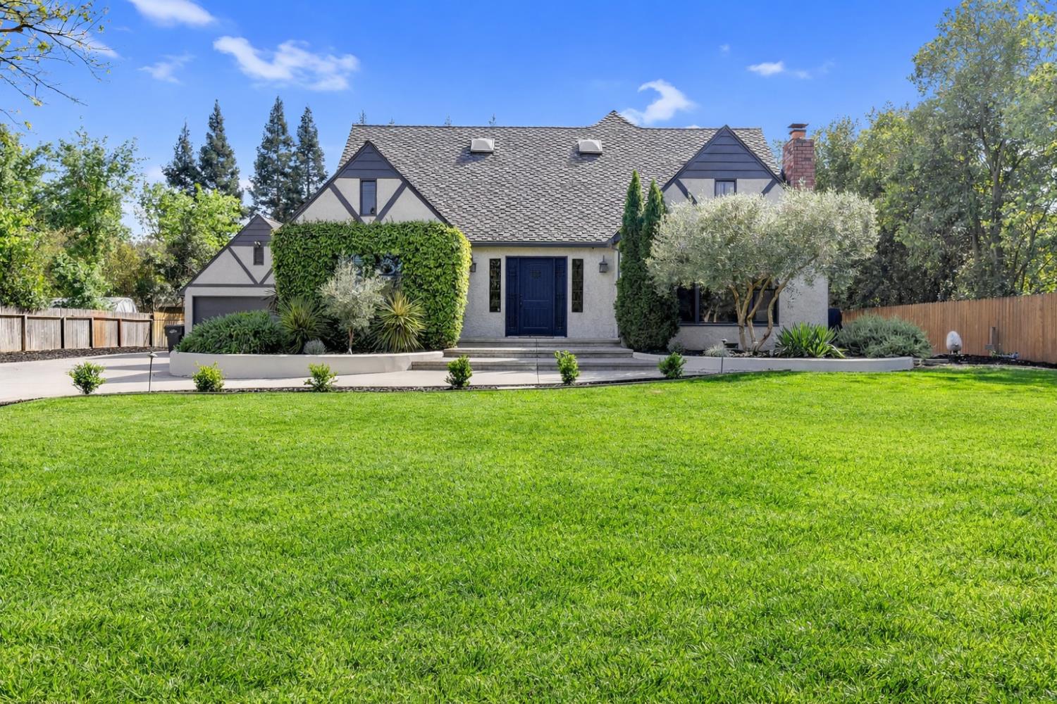 2684 Northrop Avenue