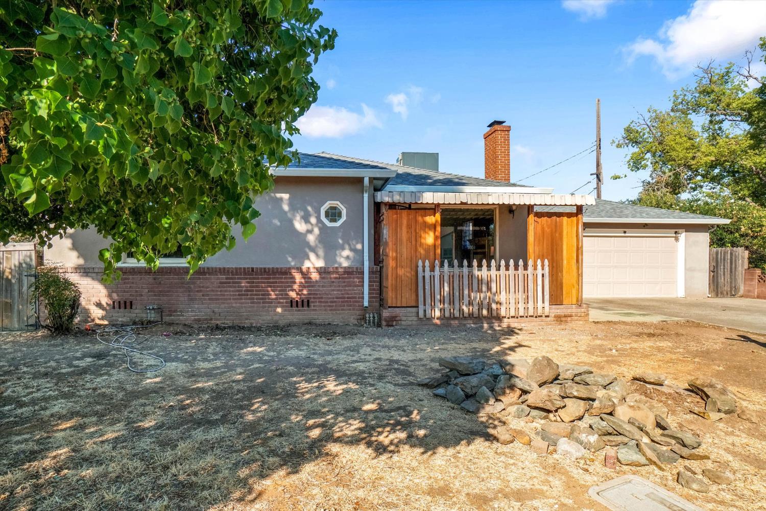 6008 Vista Avenue