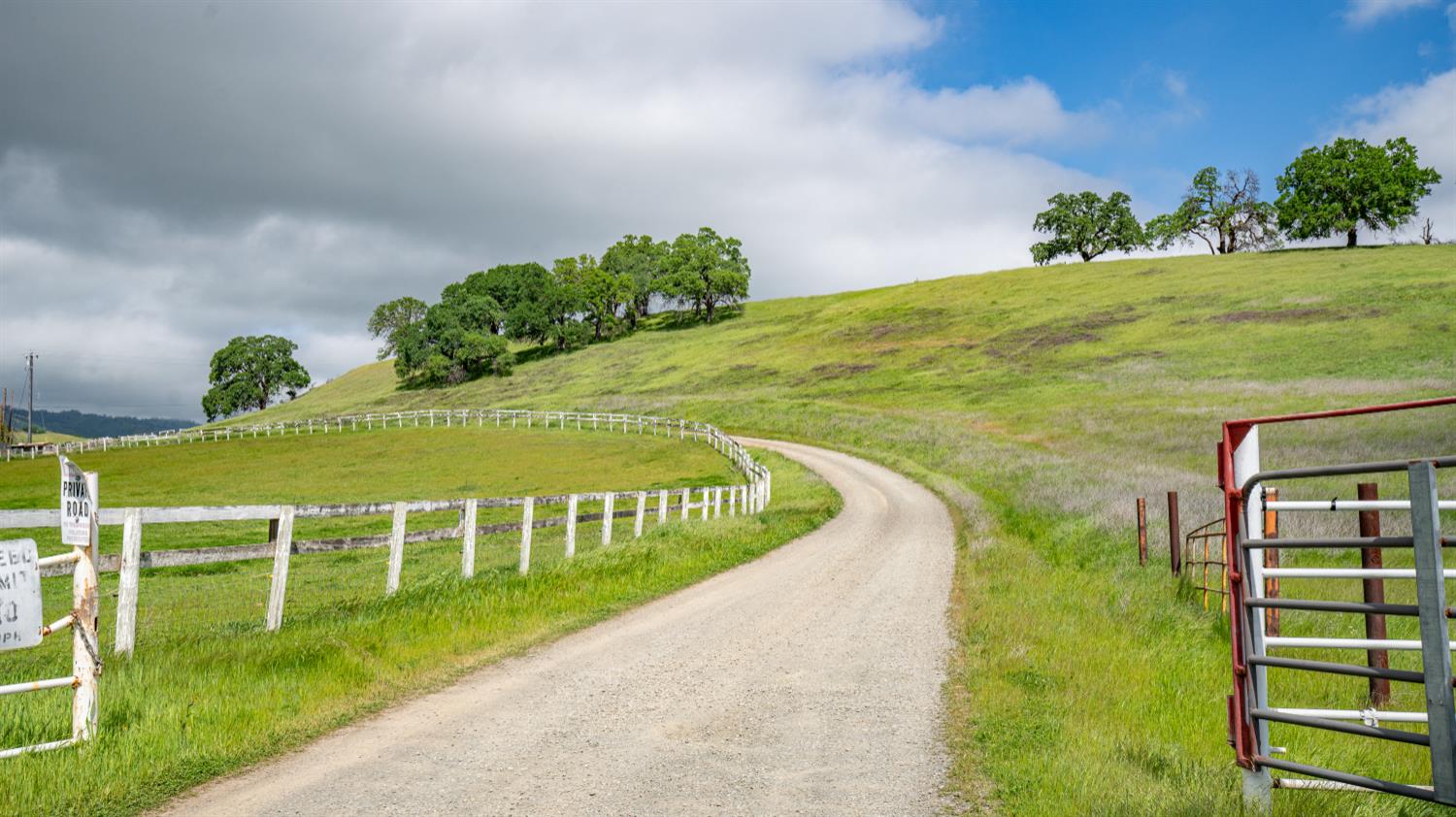 30247 Pleasant View Road