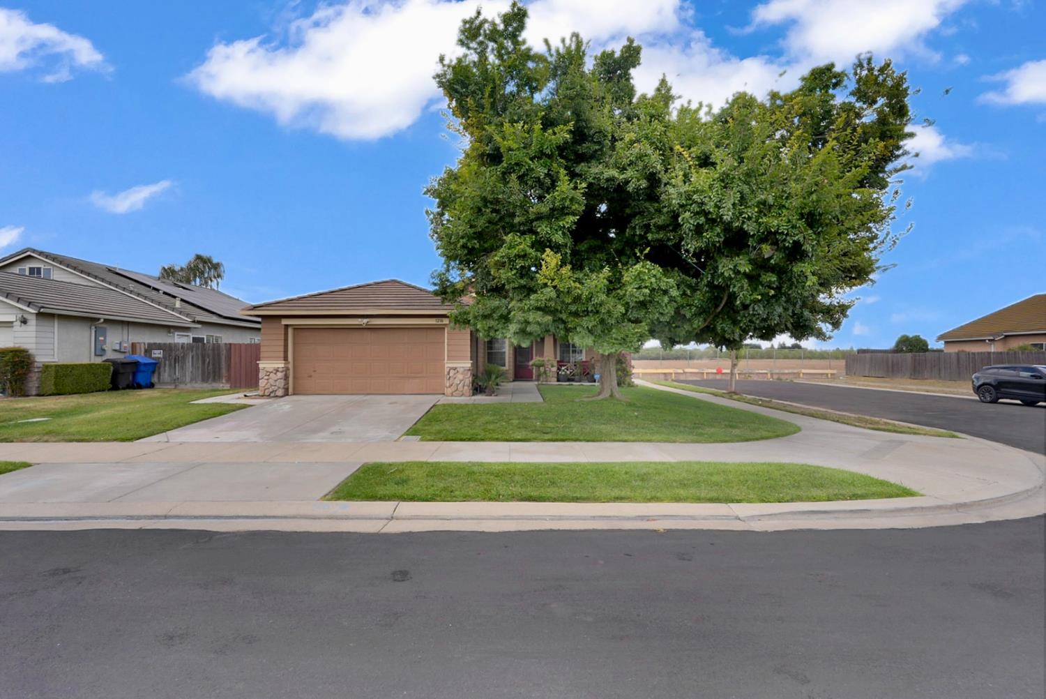 1210 Cherry Oak Lane
