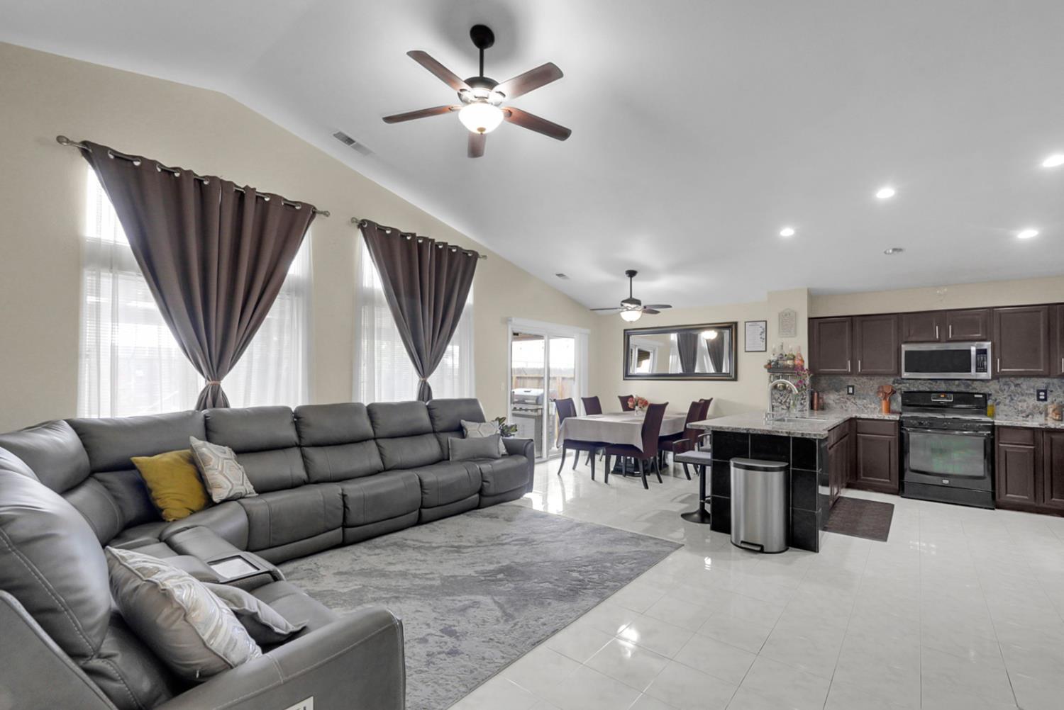 1210 Cherry Oak Lane