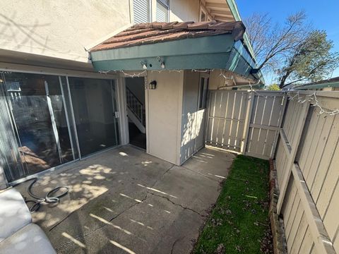 203 Roundtree Court, Sacramento, CA 95831 - MLS#: 225021456