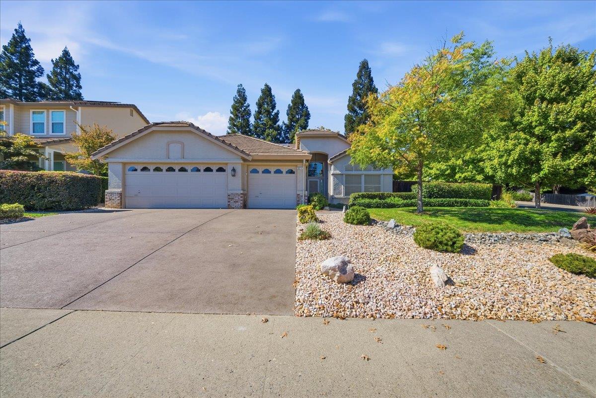 6014 Equestrian Terrace