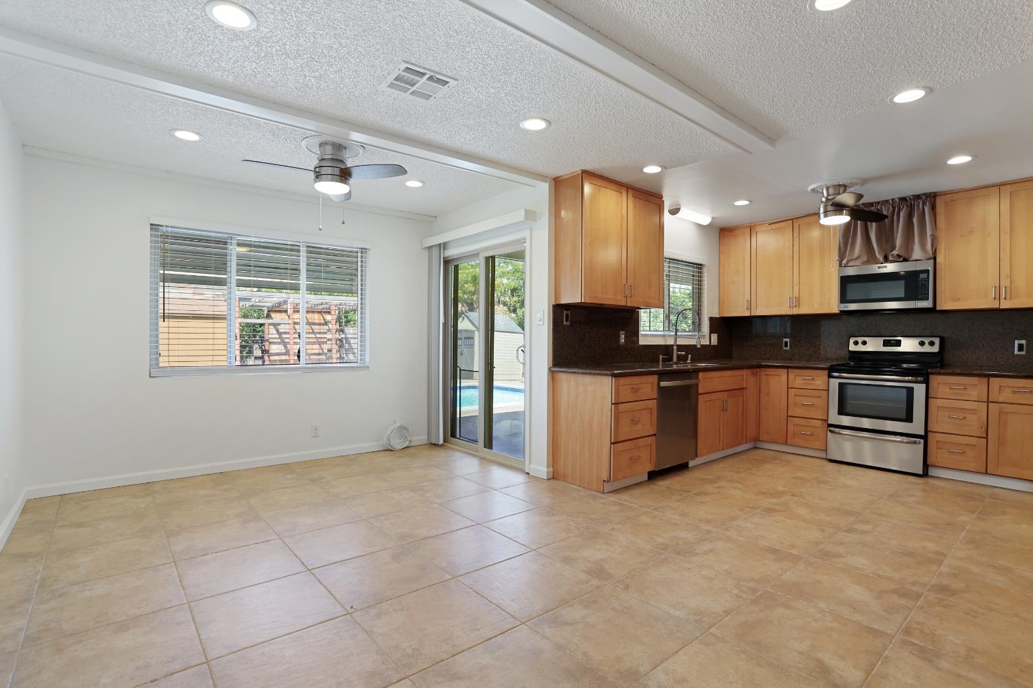 44751 Camellia Dr.