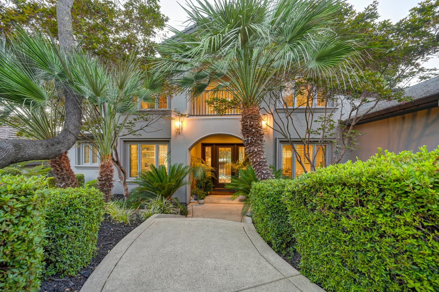 2363 Clubhouse Drive