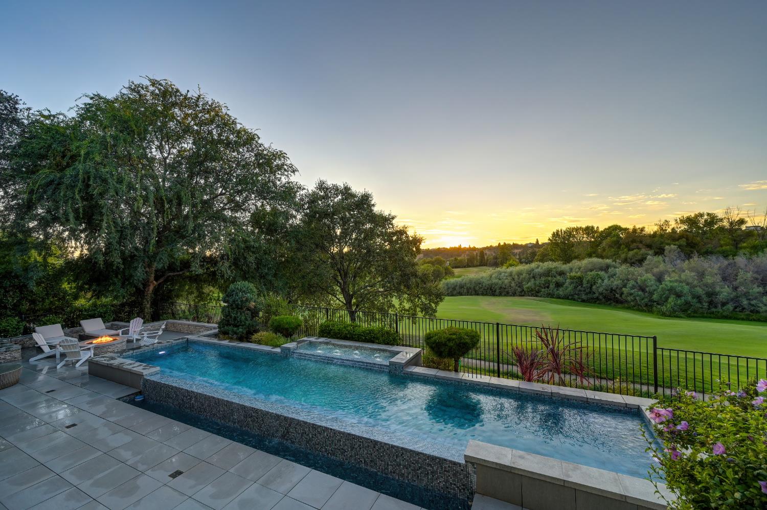 2363 Clubhouse Drive
