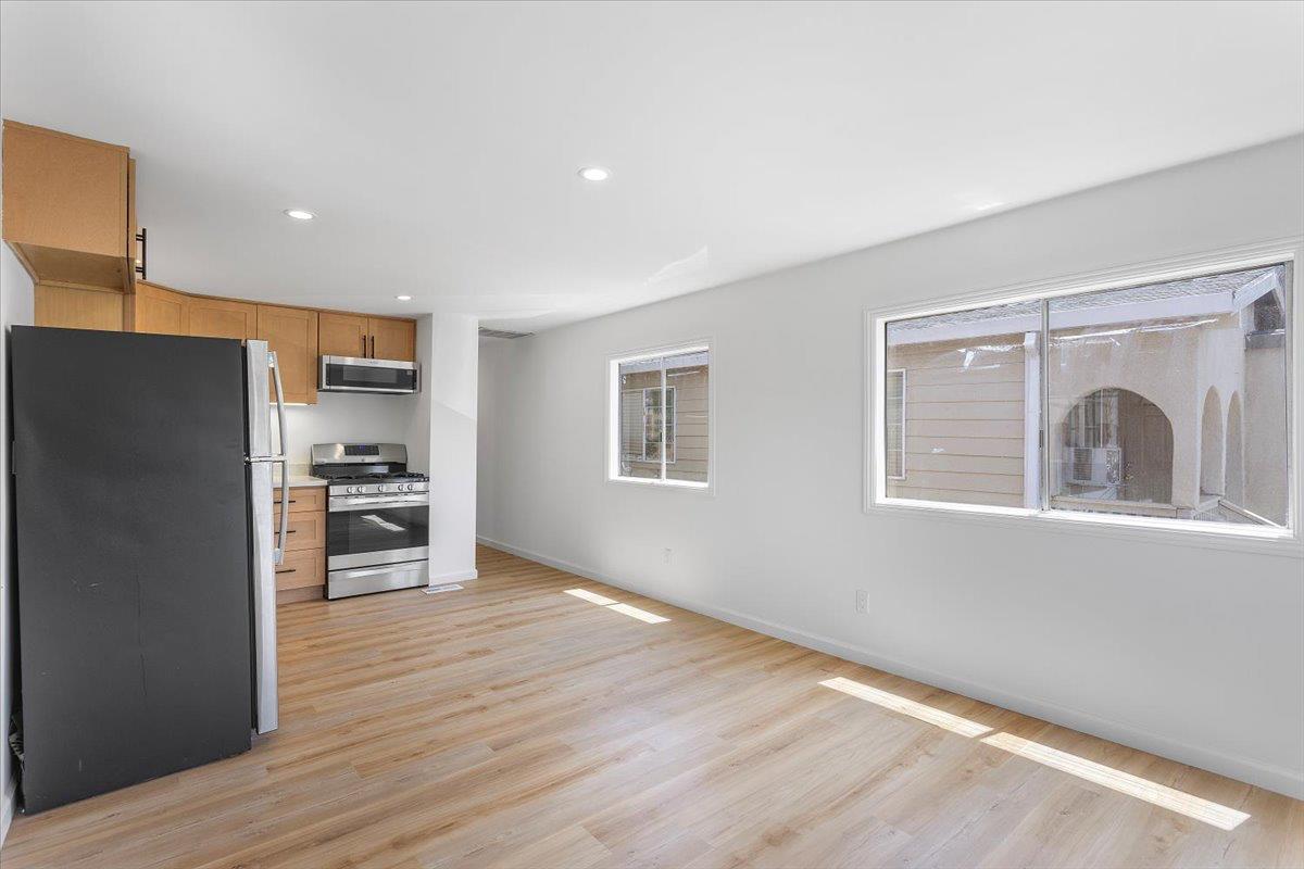 555 McLaughlin Avenue 42