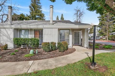 3706 Gold Creek Lane Sacramento CA 95827